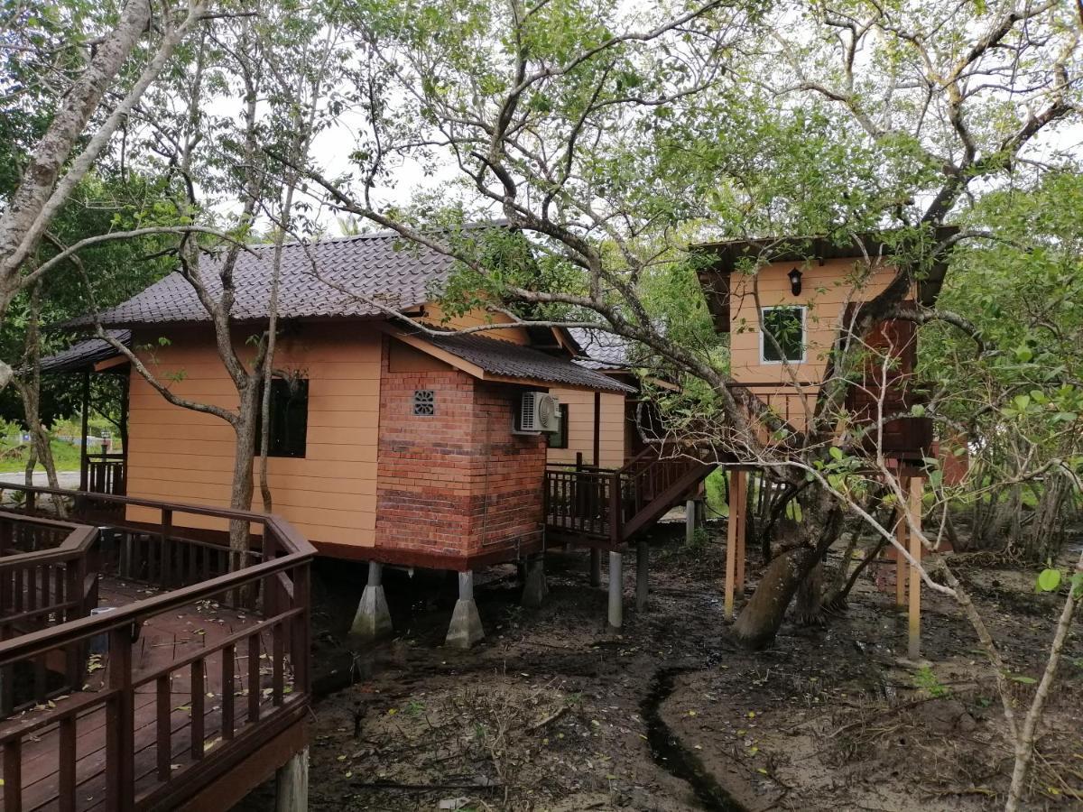 Api-Api Eco Chalet Pantai Kok Exterior photo