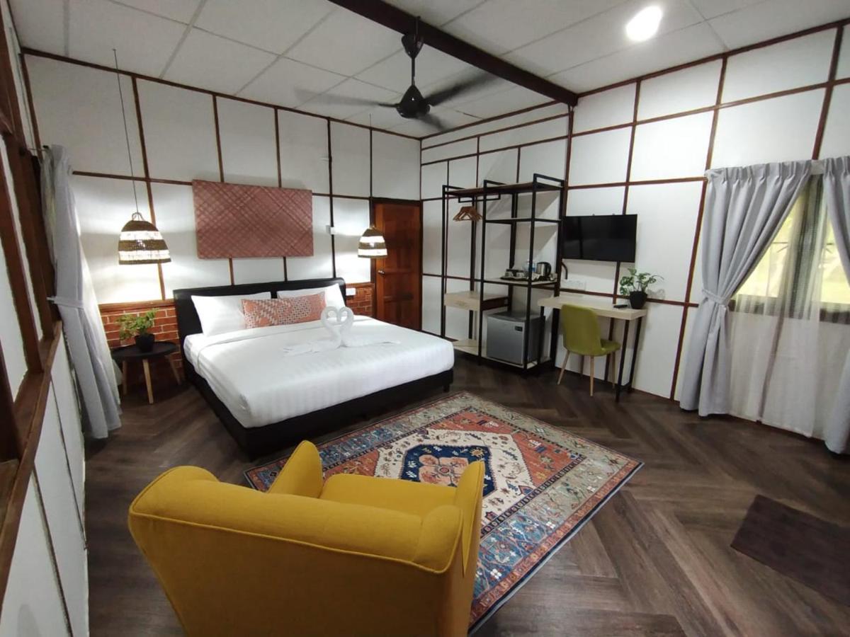 Api-Api Eco Chalet Pantai Kok Exterior photo