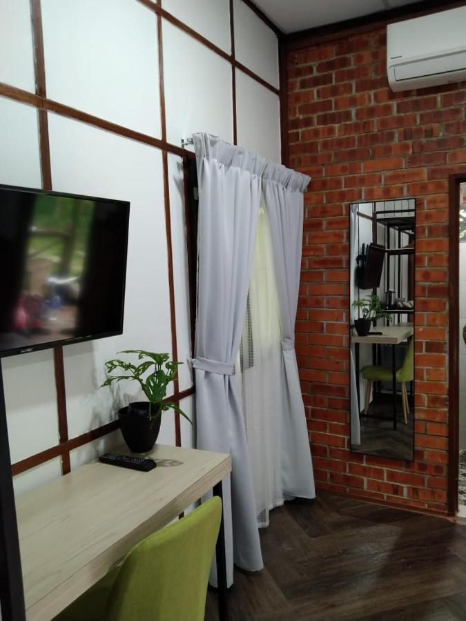 Api-Api Eco Chalet Pantai Kok Exterior photo